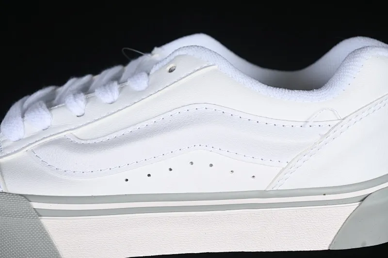 All categories Vans Vans series Vans Low Vans low-top Vans Knu Skool Vans low-top retro casual fat bread shoes VN0009QCBUH